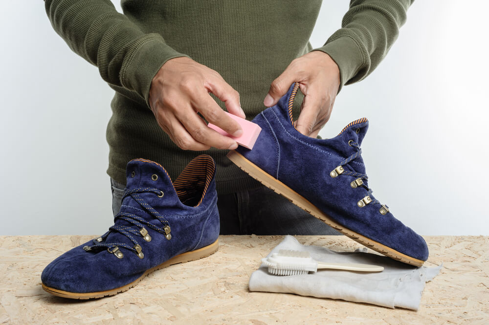 cleaning suede shoes