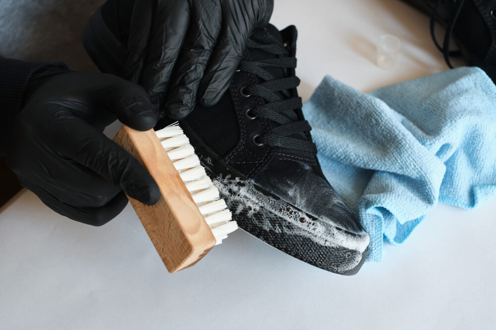 sneaker cleaning vancouver