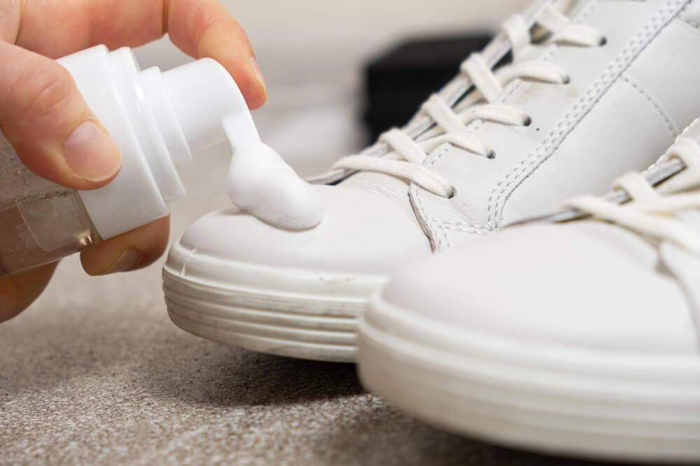 cleaning white sneakers